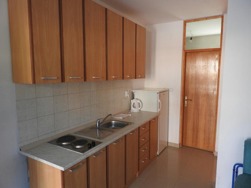 Apartments Istuk Vir Eksteriør billede